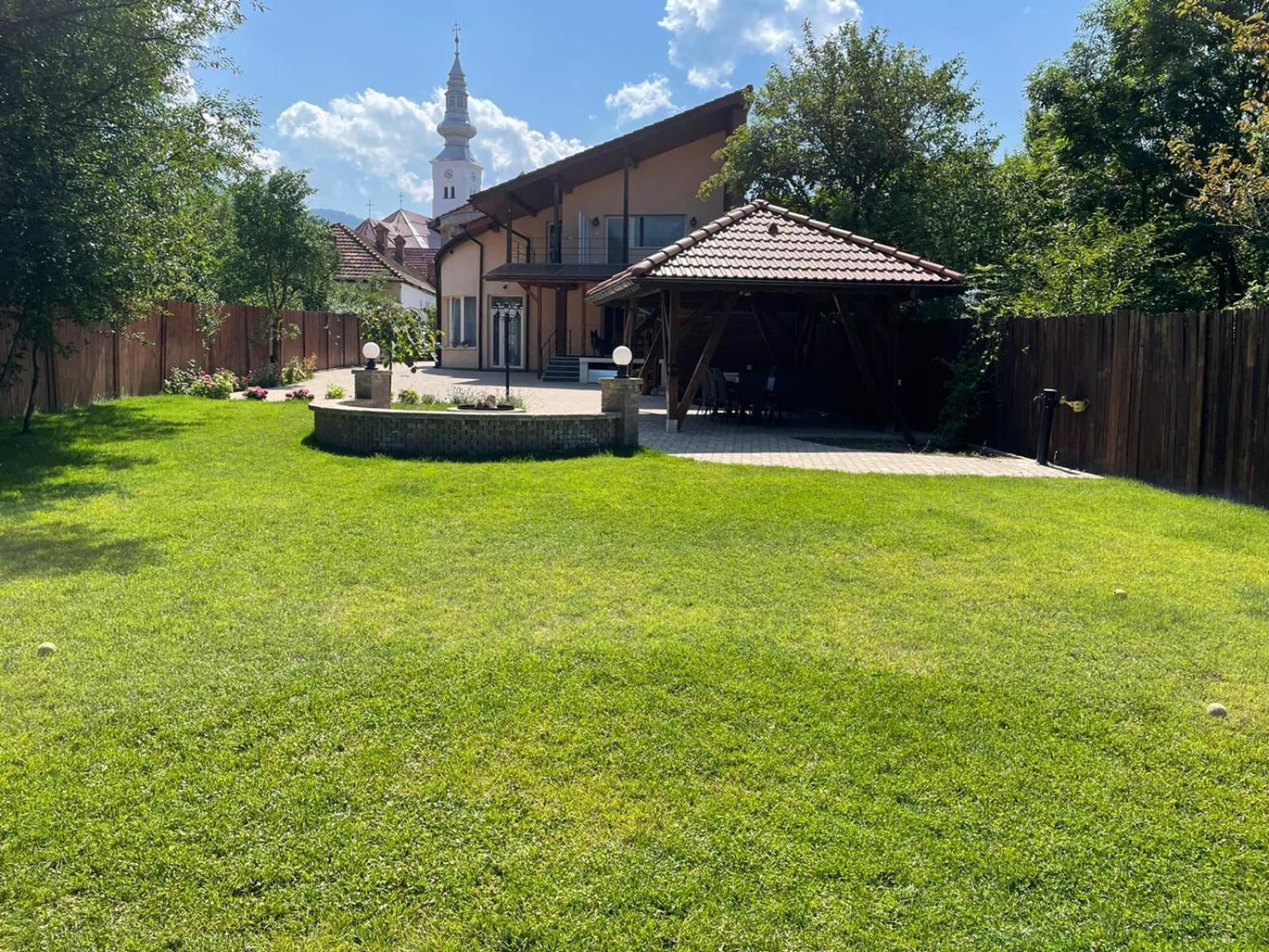 Budux Delux Vila Săcele Exterior foto